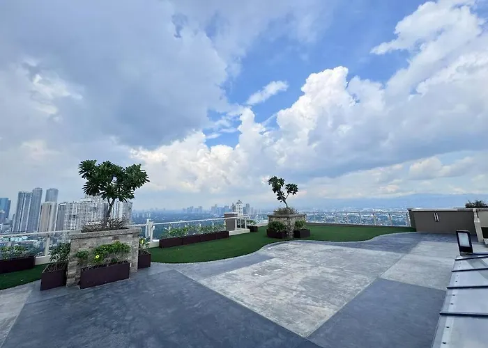 1-br With Pool & Skyline Views In Pasig * Manila
